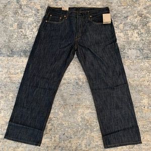 569 Mens loose straight fit Levis